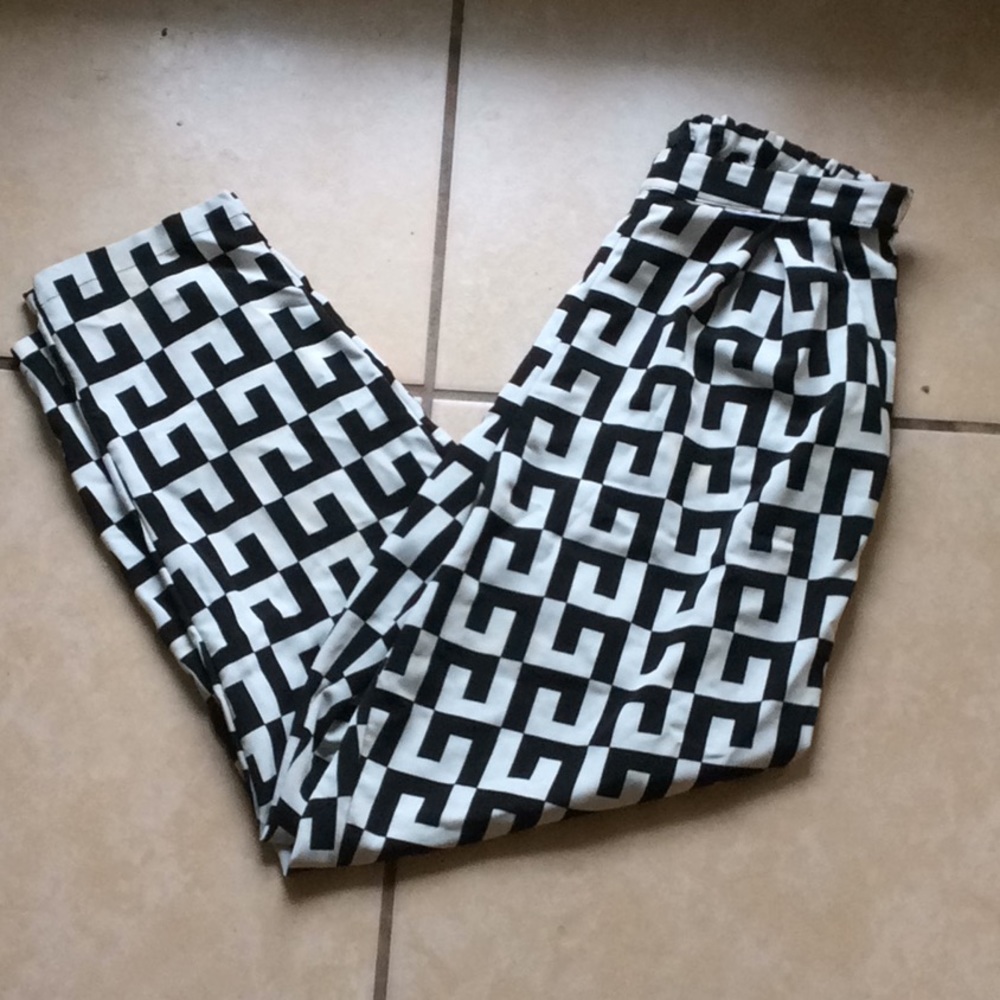 FOREVER 21 PANTS